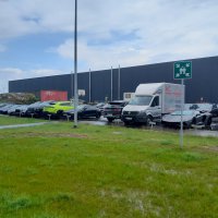 Reinigung Außenanlage Bentley