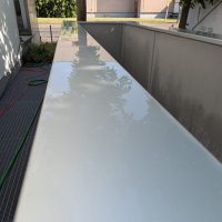 Betonreinigung Bodenflächen bei McLaren & Aston Martin