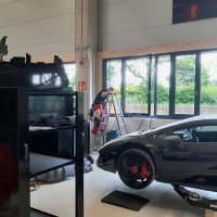Reinigung Lamborghini Köln