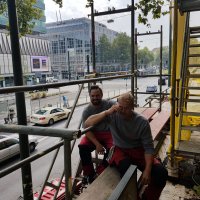 Glasreinigung nach geschliffener Außenfassade