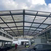 Glasreinigung Innenhof Überdach Moll Lamborghini Düsseldorf