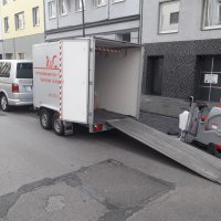 Lager und Fuhrpark
