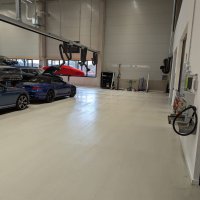 Werkstatt - Unterhaltsreinigung / Lamborghini - Bentley Köln / Moll - Sportwagen