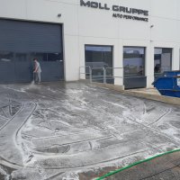 Reinigung Auffahrt Lamborghini Köln